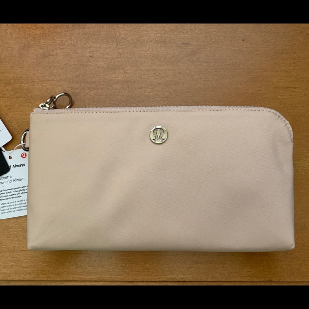 Lululemon pouch